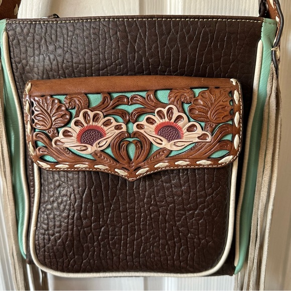 Ariat purse Shimmery turquoise underlay ivory fringe Back...